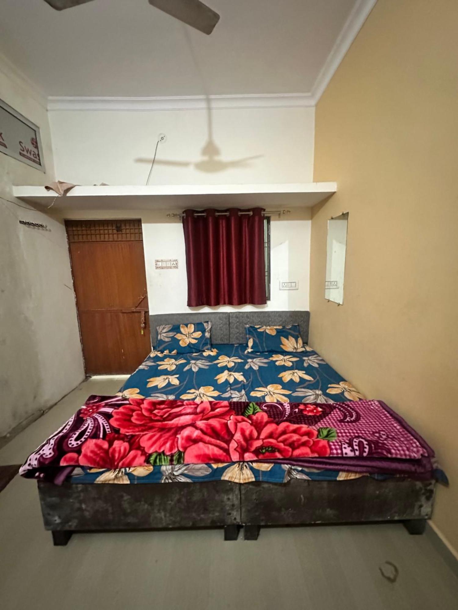 Khatu Shyam Guest House Ayodhya Exteriör bild